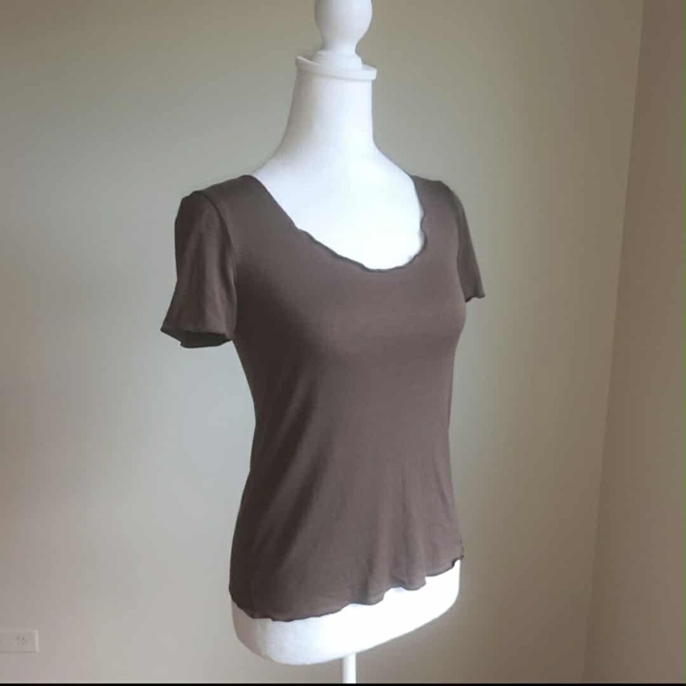 Armani Collezioni Luxury Designer Romantic Whimsy Tee Shirt US 6